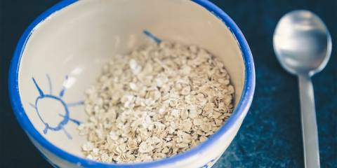 a bowl of high-fiber oats