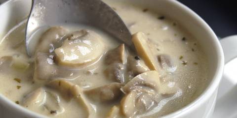 a creamy bowl of mushroom soup