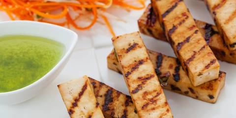 Marinated and grilled tofu