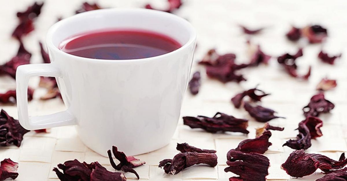 Top 5 Botanicals for Wintertime Tea | Taste For Life