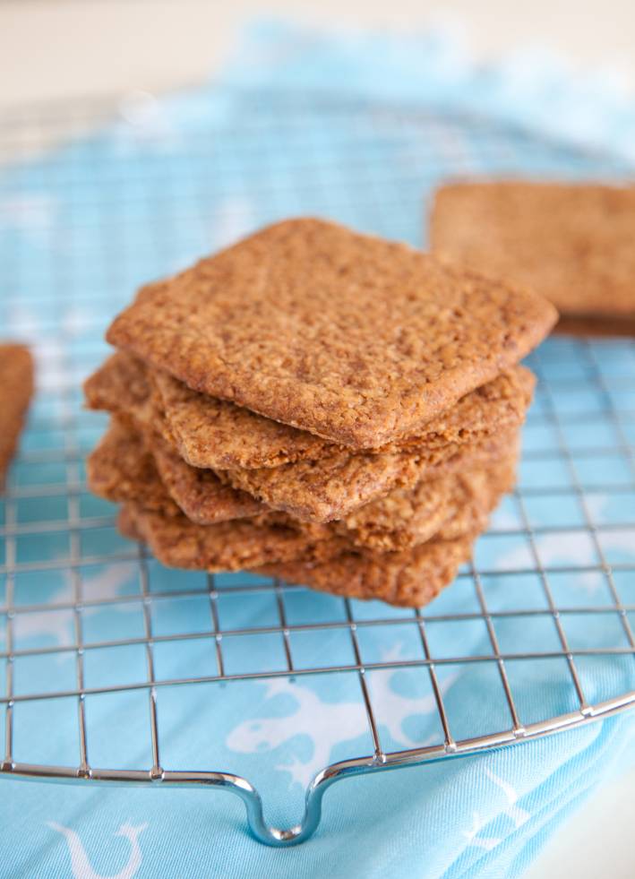 Graham crackers cookies places on a cooling rack. 