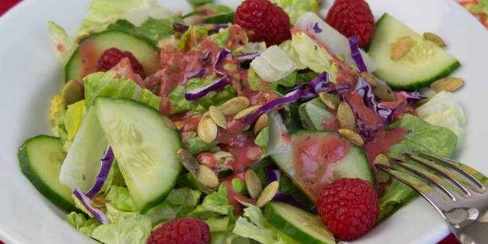 Green Salad with Raspberry Dressing