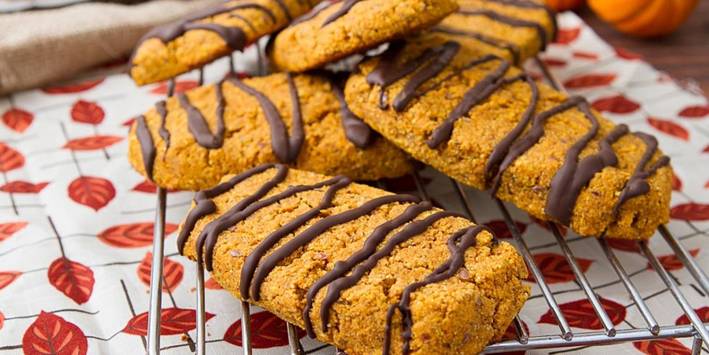 Pumpkin Protein Bar treats.