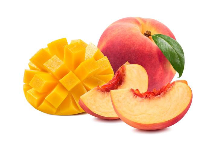 slice mango and peaches